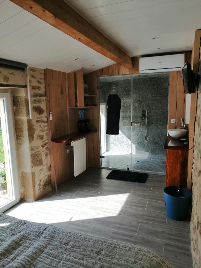Appartement La Salamandre à Vic-le-Comte Extérieur photo